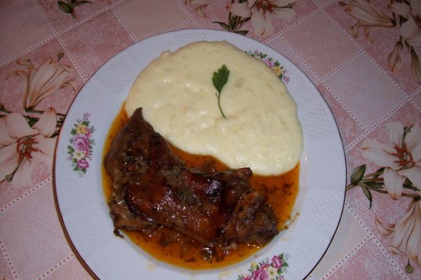 `Adidasi` de porc la cuptor