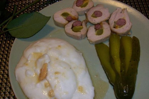 Rulada Din Piept de Pui (Umpluta)