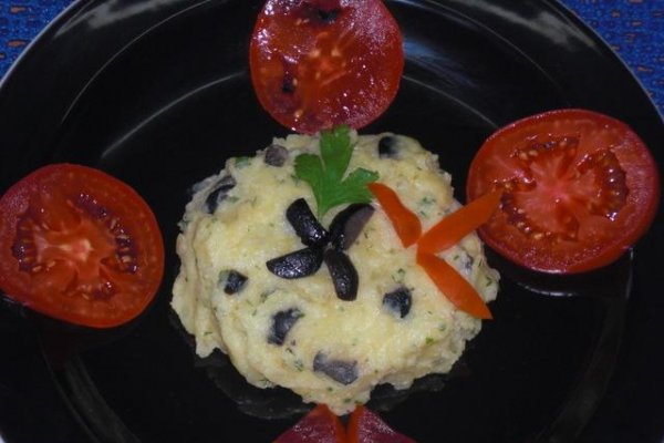 Piure de Cartofi cu Ceapa Calita si Verdeturi