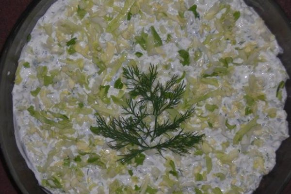 Salata Greceasca de Varza Alba