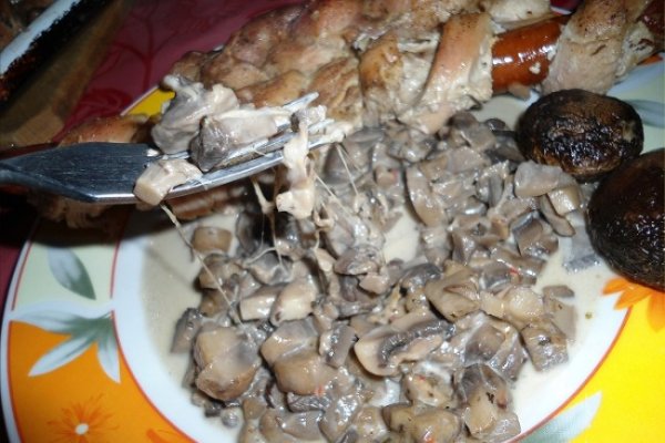 Ciuperci in Sos de Parmezan