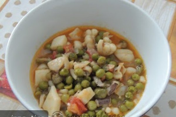 Burrida Di Seppie Alla Liguria (mancare de Sepie, Liguriana)