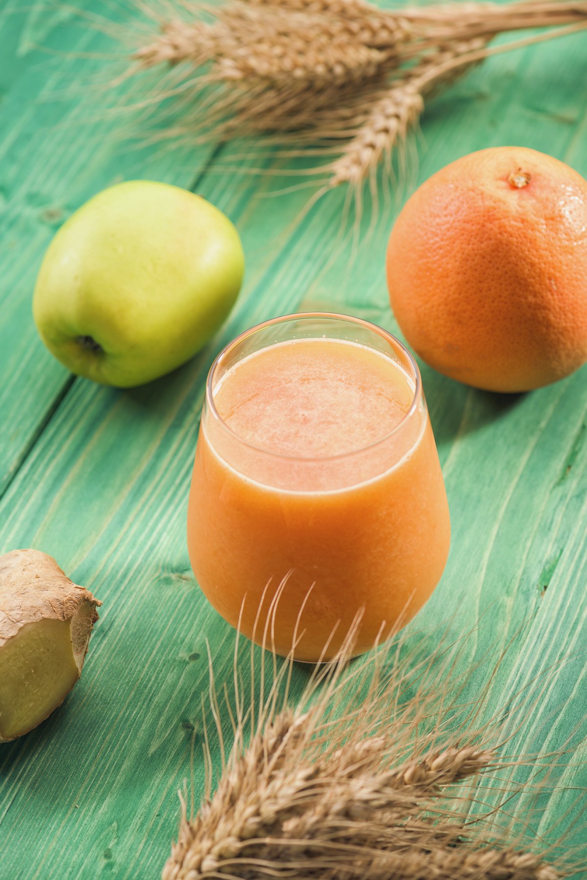 Suc de Mere, Grepfruit si Ghimbir Prin Presare la Rece