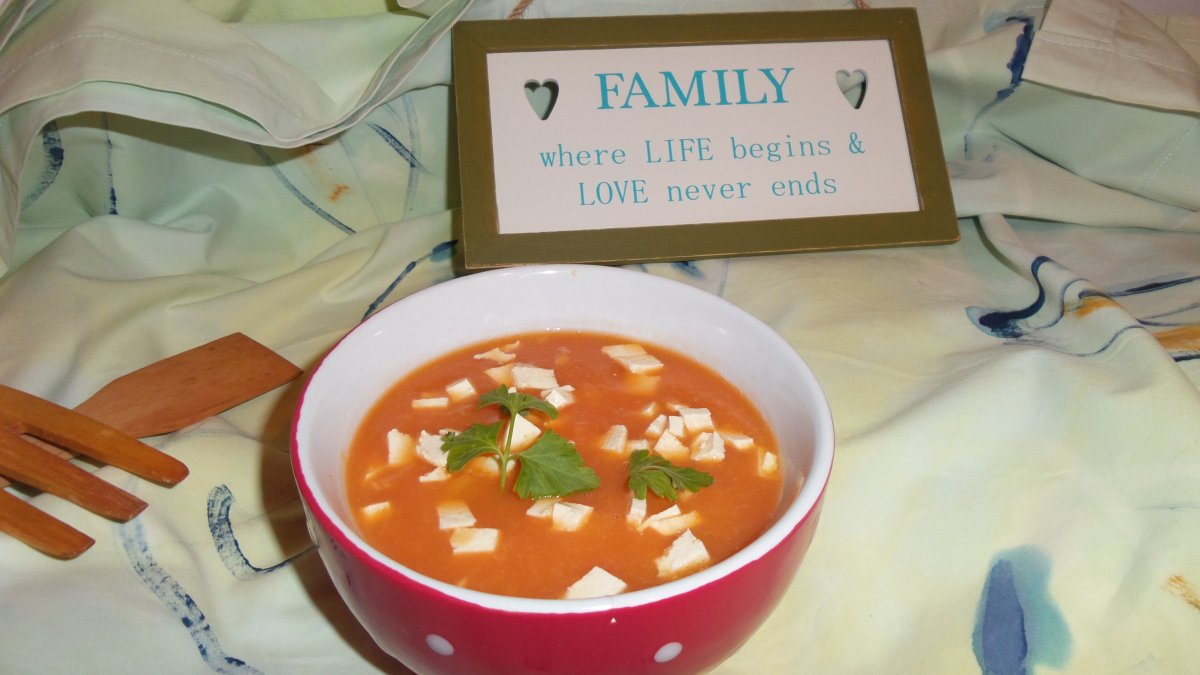 Supa crema de legume cu crutoane din tofu